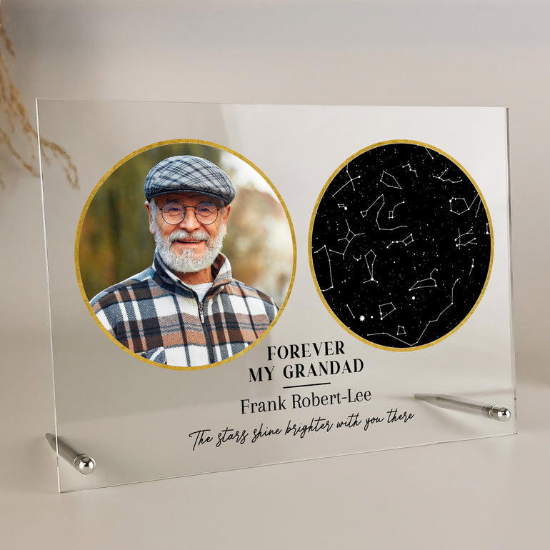 Landscape acrylic memorial plaque with photo and star map, displayed on polished metal screw rods – Christmas remembrance and sympathy gift UK.