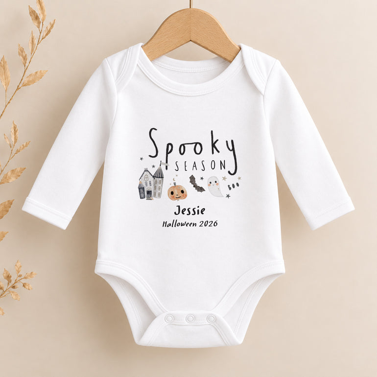 Personalised Spooky Season Halloween baby grow with name Jessie, haunted house pumpkin bat ghost design and chosen Halloween year