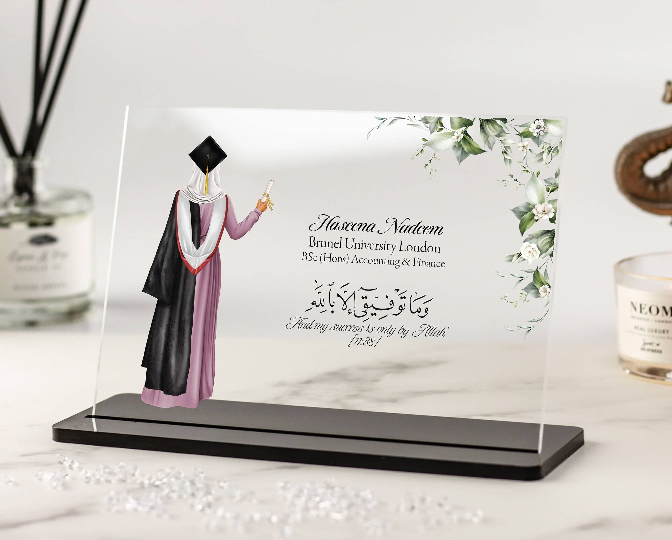 Muslim Graduation Gift, Personalised Graduation Gift for Her, Islamic Gift for Her, Class of 2022, 2023 Any Year Graduation Acrylic Plaque
